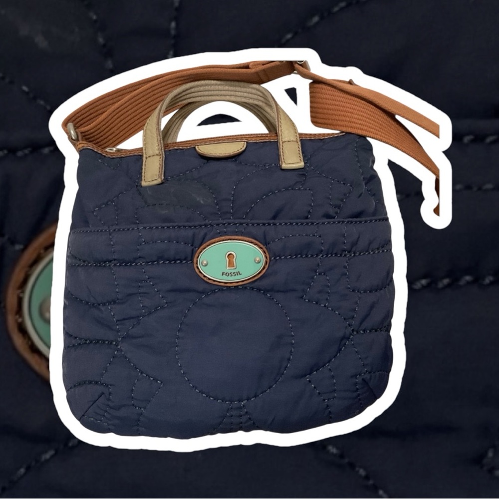 Fossil Key-Per Blue Quilted Flower with Brown Leather Straps Crossbody Tote Bag